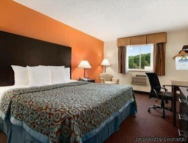 Days By Wyndham Sc Hotel